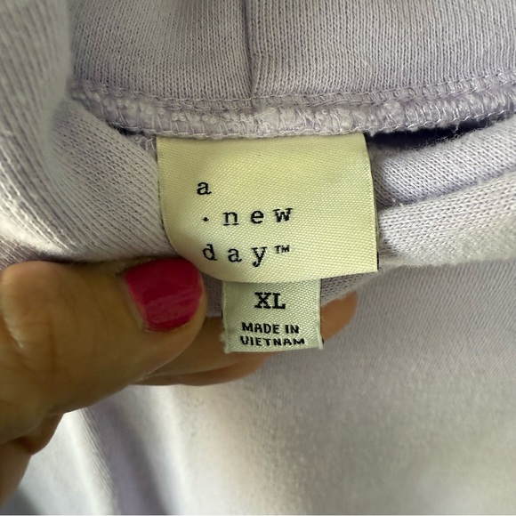 A New Day Lavender Women's Hoodie Layering Sweater Size Extra Large - Picture 3 of 5
